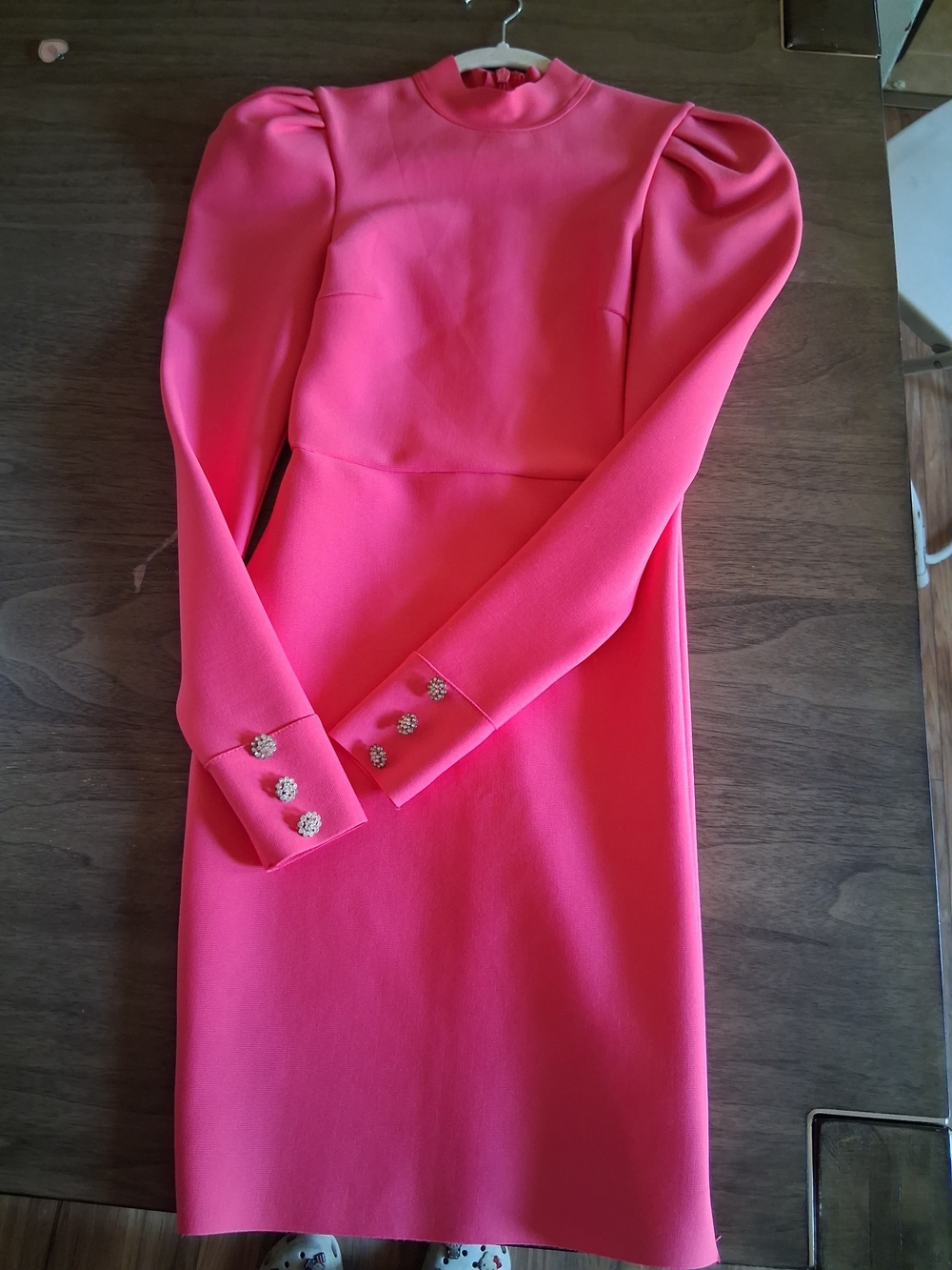 Elegant Hot Pink Long-Sleeve Puff Shoulder Sheath Dress